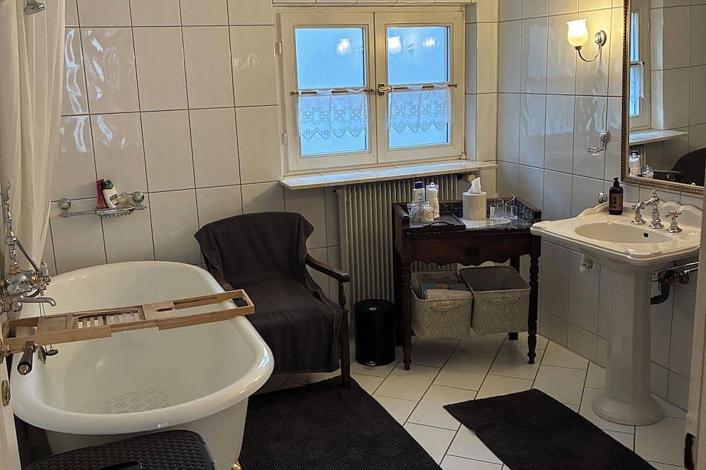 Large, comfortable half-timbered house with courtyard in the heart of Wissembourg in Weissenburg, Wissembourg region