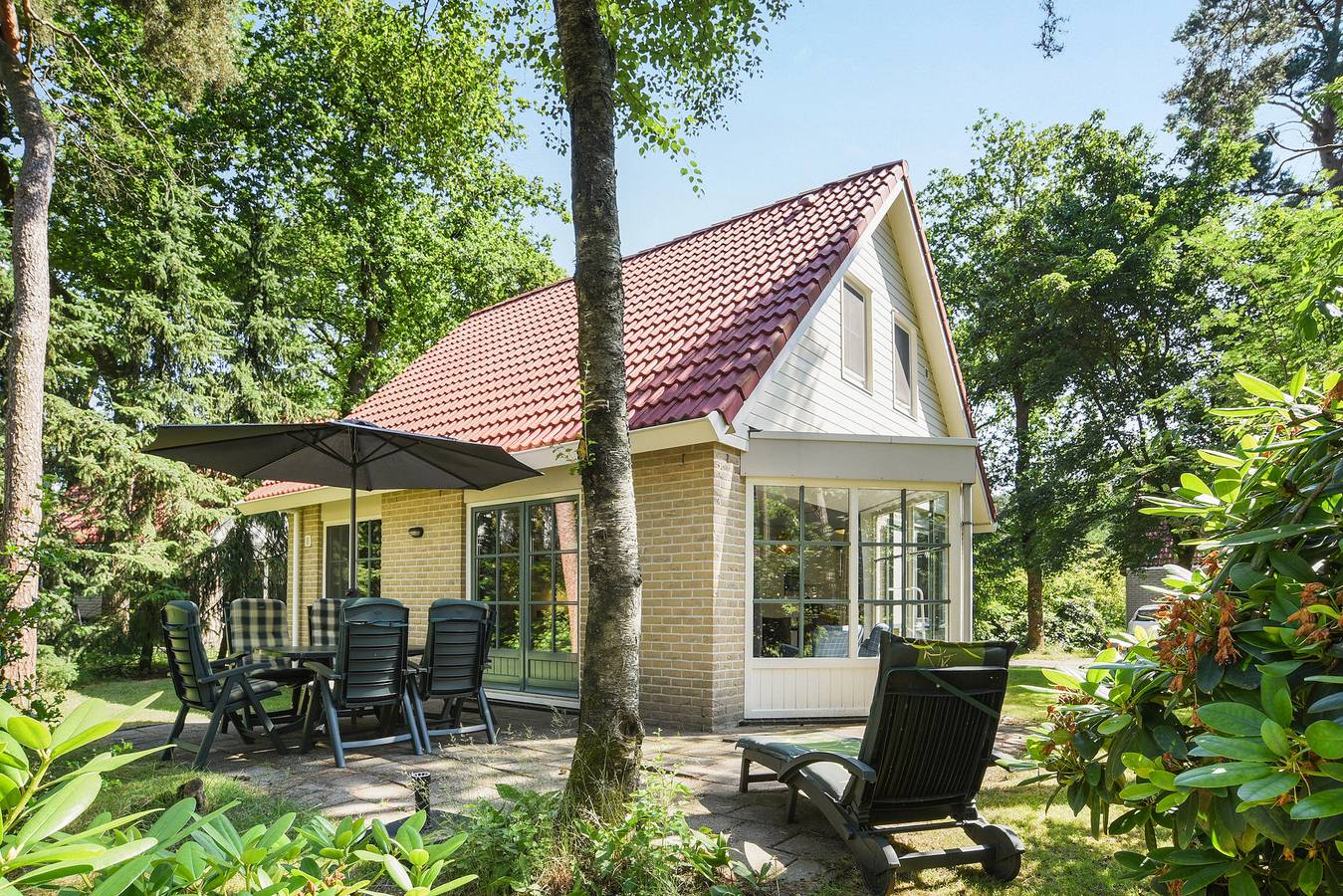 Bungalow für 6 Personen mit Terrasse in Hardenberg, Regio Zwolle