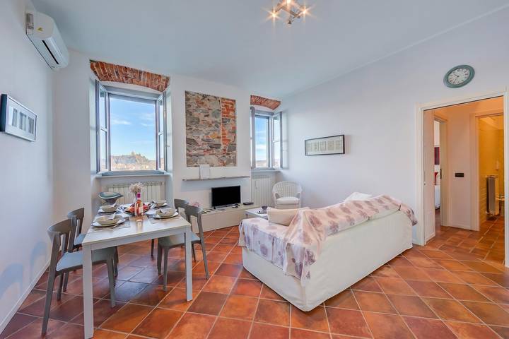 Appartamento per 4 persone, con vista lago a Comune di Arona
