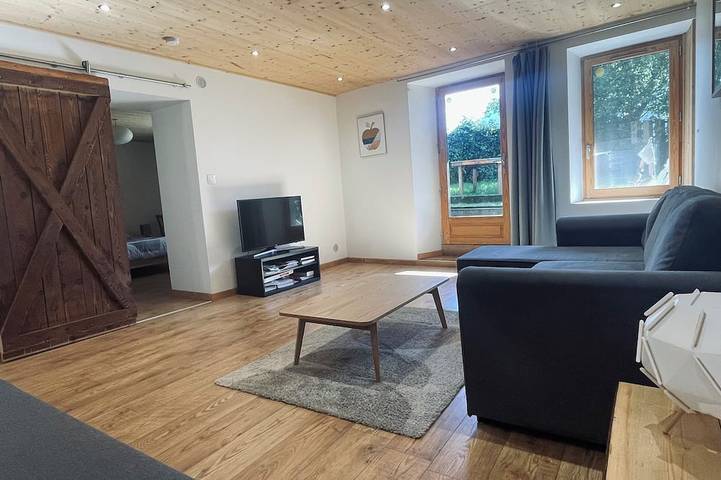 Location de vacances pour 4 personnes, avec jardin à Seythenex - 4