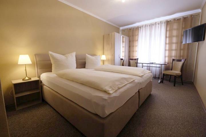 Hotel für 3 Personen, mit Terrasse und Ausblick in Rendsburg