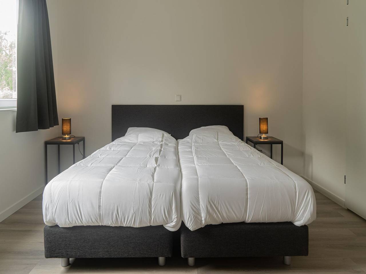 Nice holiday home near the waterfront in Bernisse, Nederlandse Noordzeekust