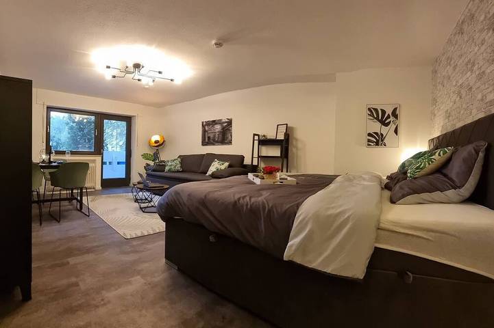 Ferienwohnung für 4 Personen, mit Balkon in Aschaffenburg