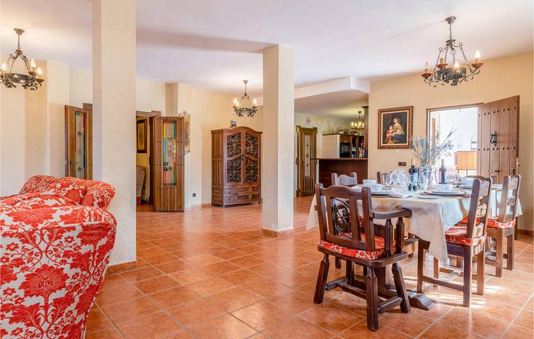Cooles Terrassenapartment mit Pool und Grill in der Nähe von Rio Anzura in Lucena, Sierras Subbéticas