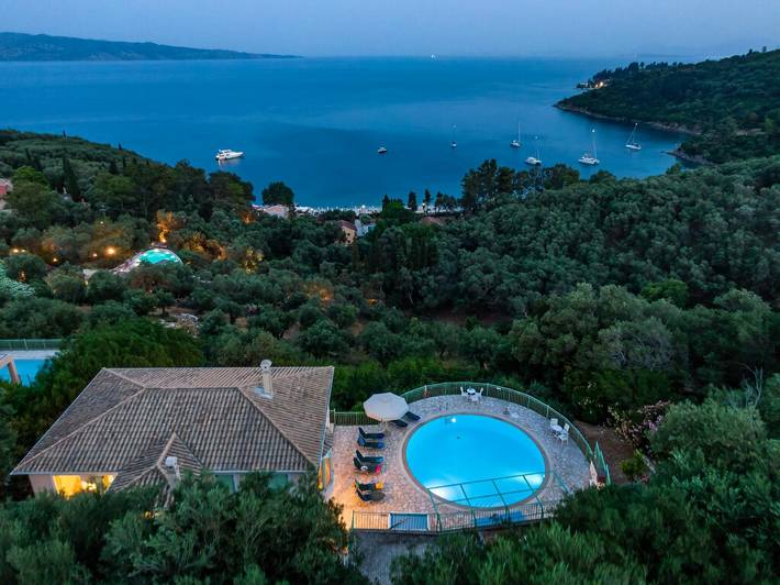 Villa mit pool für 10 Personen, mit Meerblick und Garten sowie Terrasse auf Korfu - 2