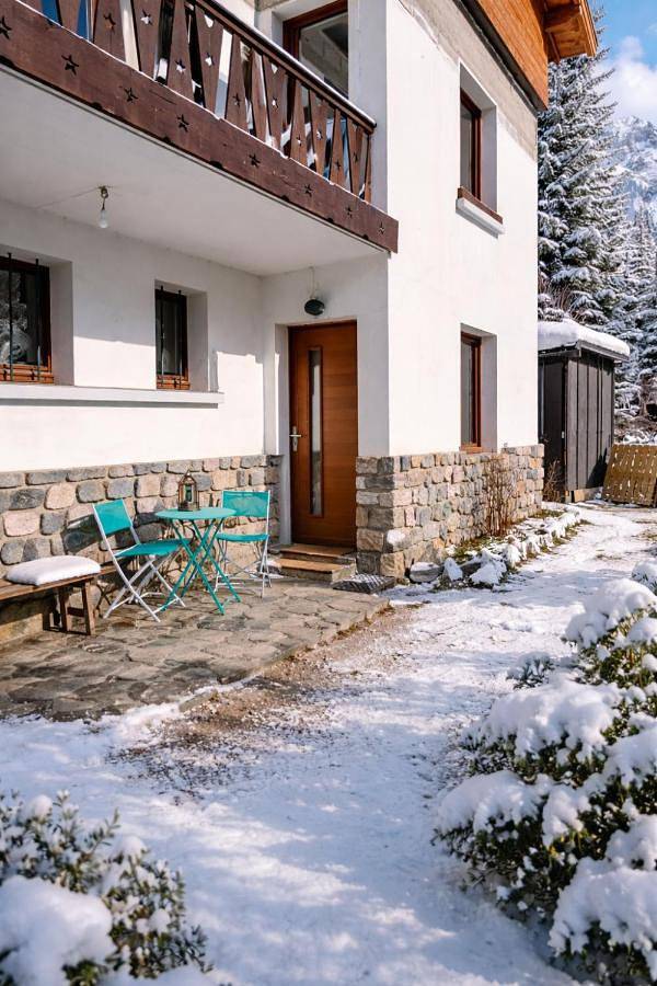 Gîte pour 2 personnes, avec vue ainsi que terrasse et jardin à Villar-Saint-Pancrace