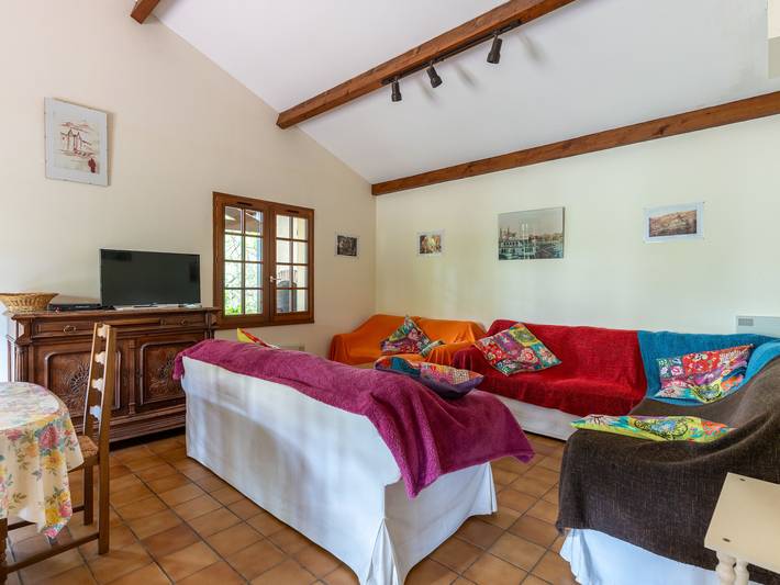 Ferienhaus für 10 Personen, mit Terrasse und Garten in Gironde - 3