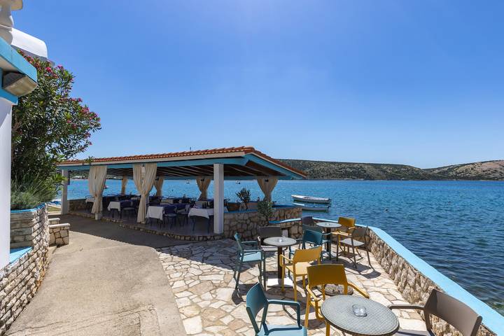 Hotel für 2 Personen, mit Balkon und Meerblick sowie Pool, kinderfreundlich auf Pag - 3