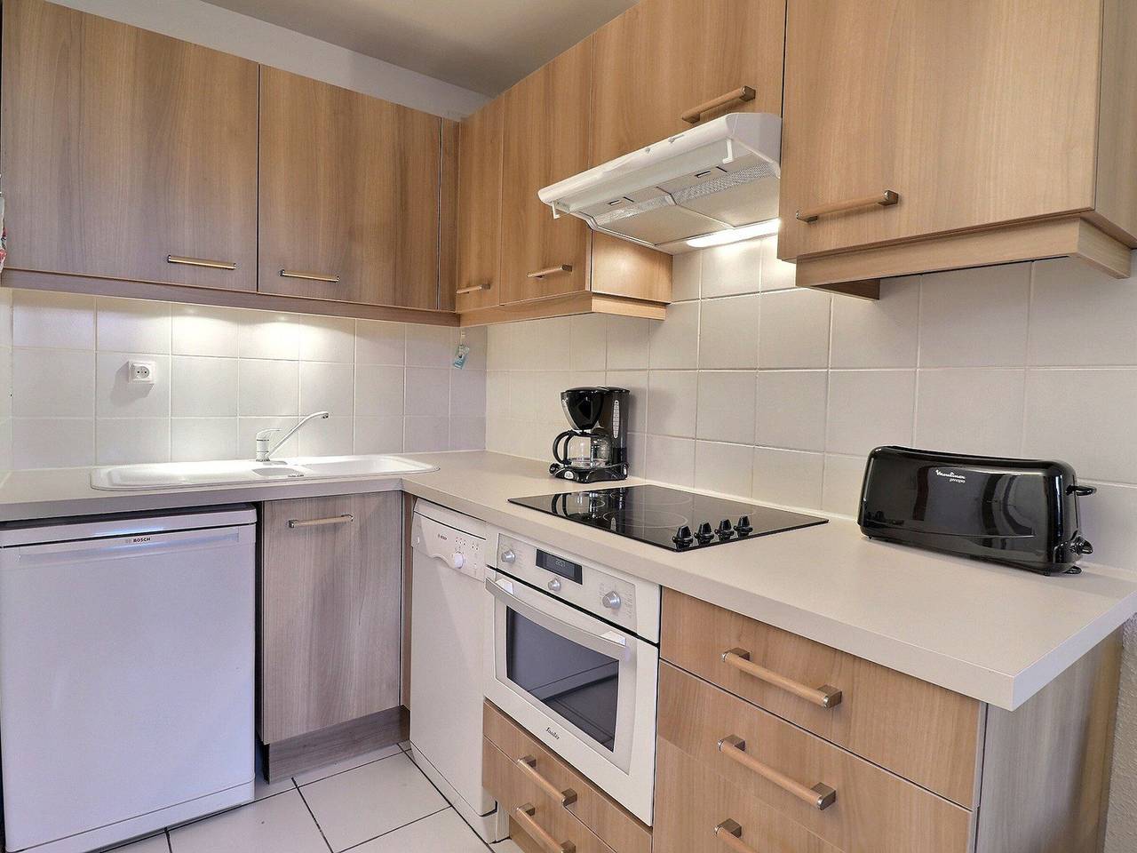Apartamento entero, Apartamento acogedor para 4 en primera línea de pistas, Les Allues in Méribel-Mottaret, Les Allues
