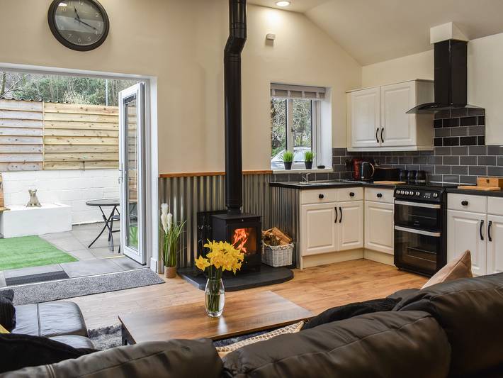 Holiday home for 2 people, with garden, with pets in Porthmadog