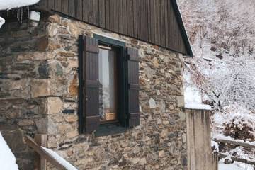 Gîte pour 5 personnes, avec jardin à Esterre
