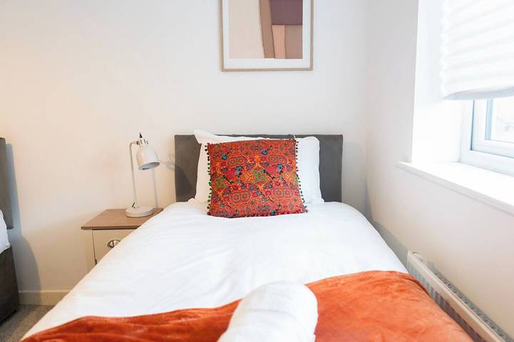 Maison 7 Couchages avec Jardin in Wolverhampton, Région de Birmingham