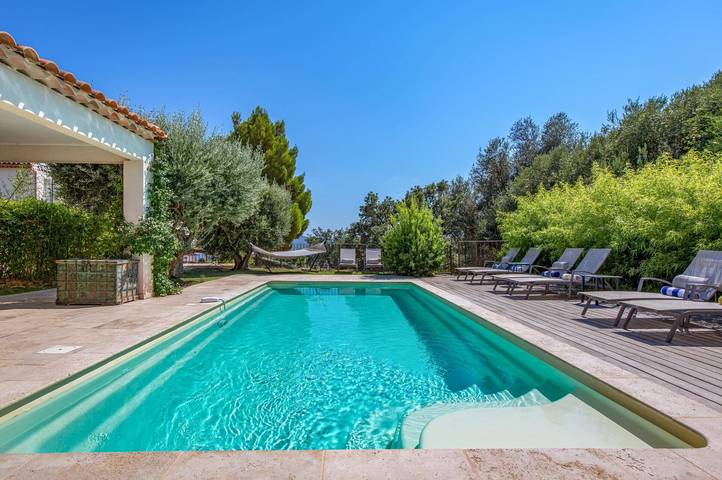 Villa pour 10 personnes, avec Jardin à Bormes-les-Mimosas - 2