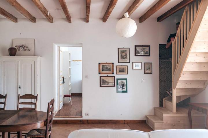 Gîte pour 6 personnes, avec Terrasse et Piscine à Poullignac