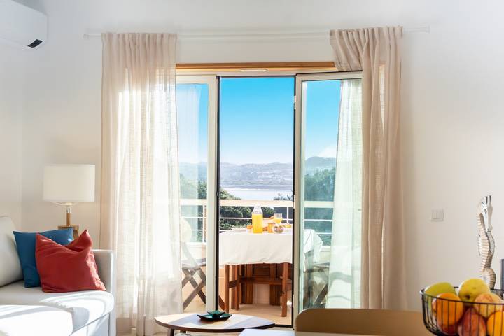 Gîte pour 3 personnes, avec terrasse et piscine à São Martinho do Porto - 2