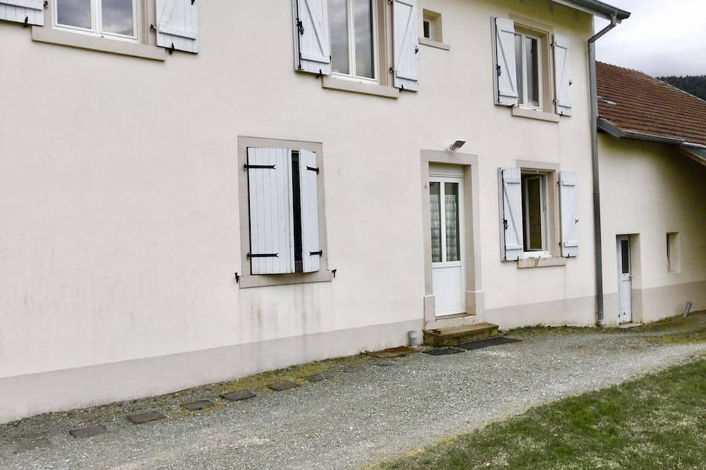 Apartamento entero, Gîte Léonline - 3 * - 2 a 6 personas en Masevaux - a los pies de los Vosgos in Masevaux, Parque natural regional de los Ballons des Vosges