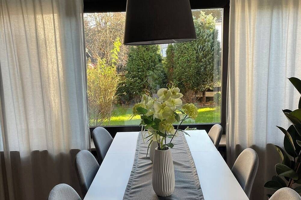 Ganze Wohnung, Moderne Ferienwohnung (85qm) mit 2 Schlafzimmern in Bad Laasphe, Kreis Siegen-Wittgenstein