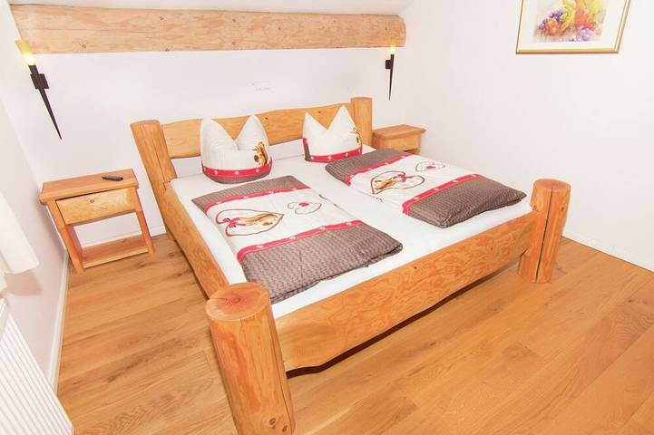 Ferienhaus für 10 Personen, mit Pool und Terrasse sowie Garten und Sauna, mit Haustier in Ruhpolding - 2