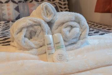 Glamping for 2 Guests in Spearfish, Black Hills, Picture 4