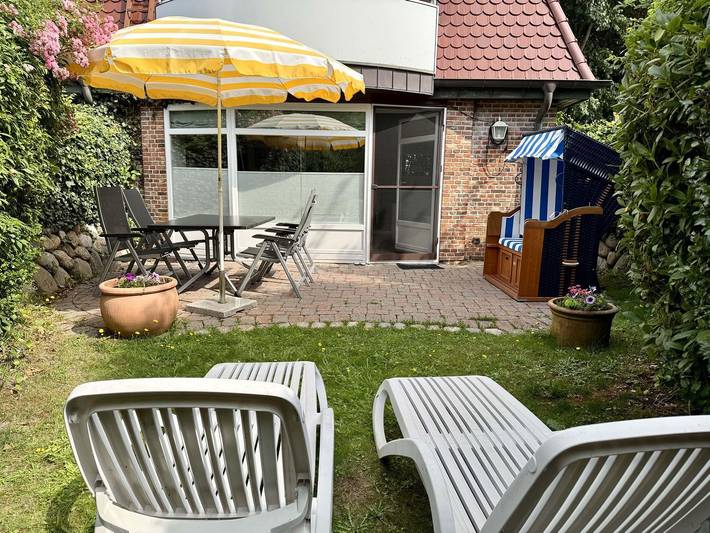 Ganze Wohnung, Großzügige 3-Zimmer Ferienwohnung mit Terrasse und Kamin über zwei Ebenen in Westerland, Sylt (Gemeinde)
