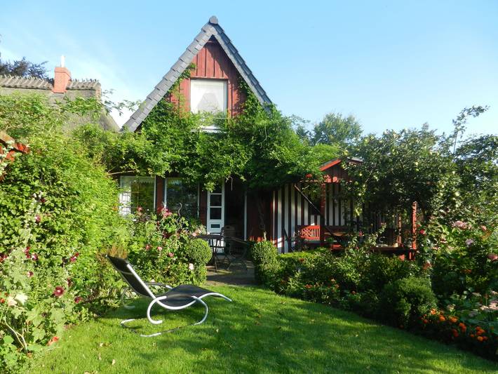 Ferienhaus für 6 Personen, mit Terrasse und Garten in Ulsnis