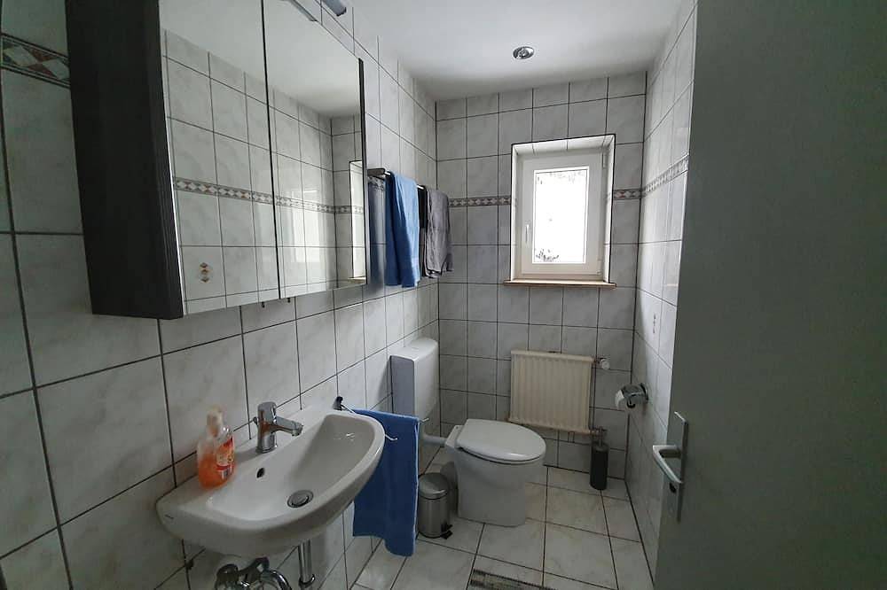 Ganze Wohnung, Ganze Wohnung in absoluter Alleinlage in Pottenstein, Frankenalb