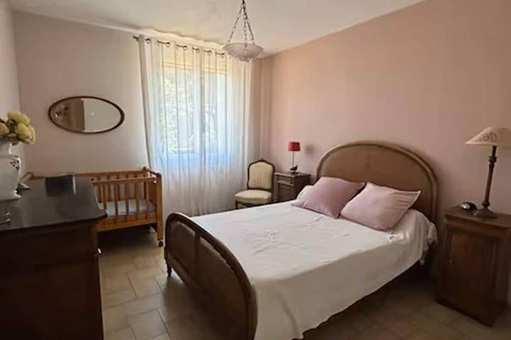 Location de vacances pour 7 personnes, avec jardin à Fontanès (Gard) - 2