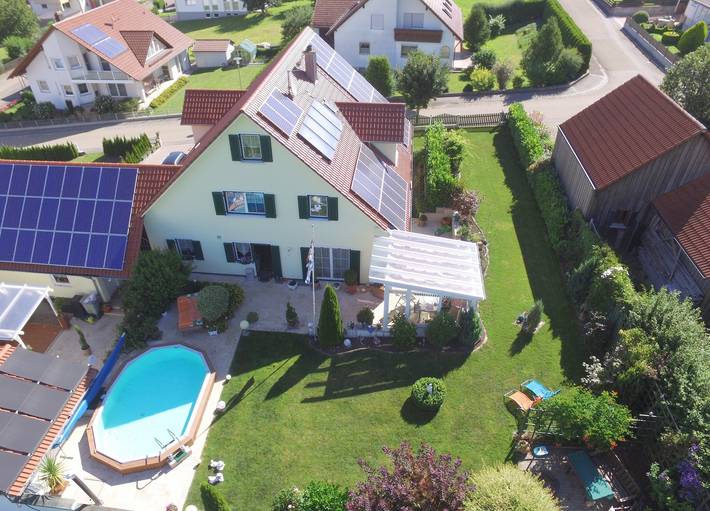 Ferienwohnung für 5 Personen, mit Terrasse und Garten sowie Pool in Schwaebisches Donautal