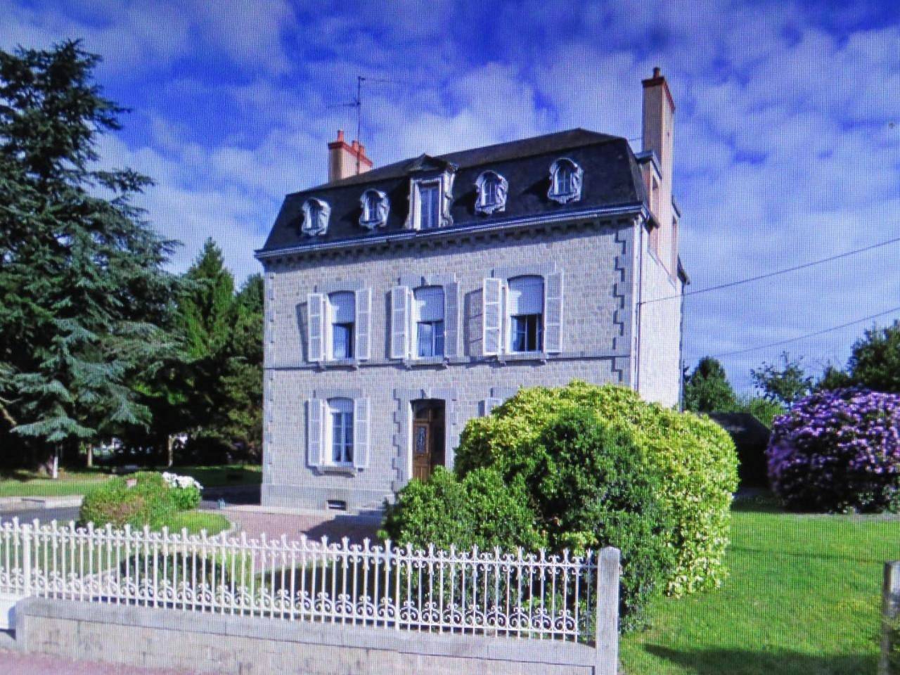 Standard Single Room with Shower in Parigny, Région d'Avranches