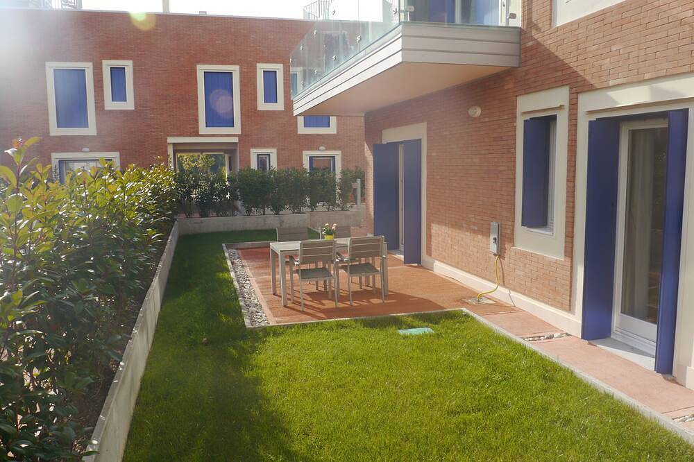 Ganze Wohnung, Venedig Lido - Exklusive Ferienwohnung mit eigenem Garten in Lido di Venezia, Venedig