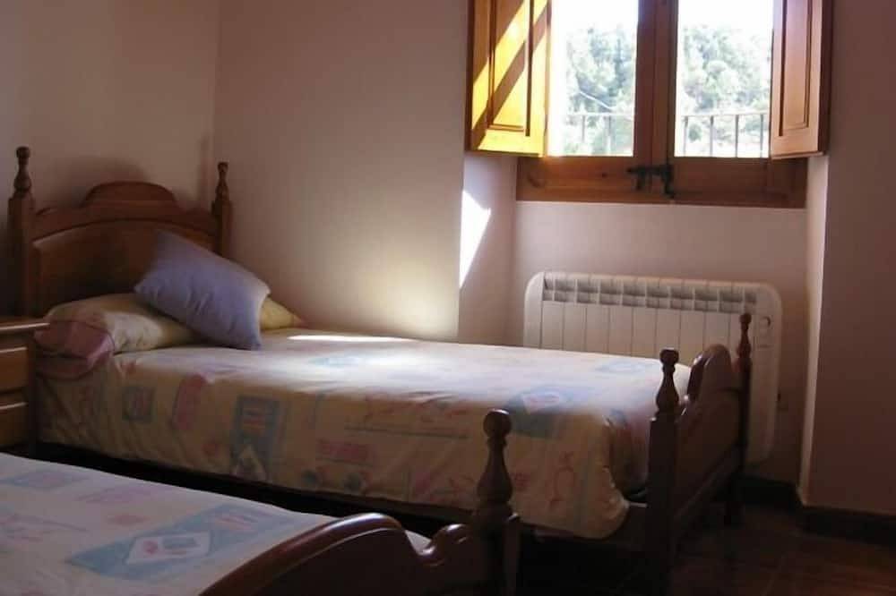 Gîte Mas Set-Rengs pour 4 personnes in Sant Salvador de Guardiola, Pla de Bages DO