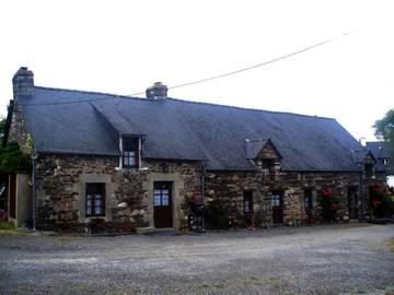 Chambre d’hôte pour 3 personnes, avec jardin, adapté aux familles à Mûr-de-Bretagne