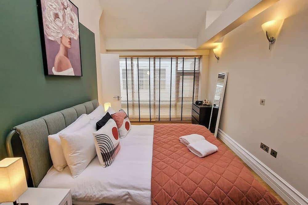 3 Bed Piccadilly Duplex | City Centre in Manchester, Greater Manchester
