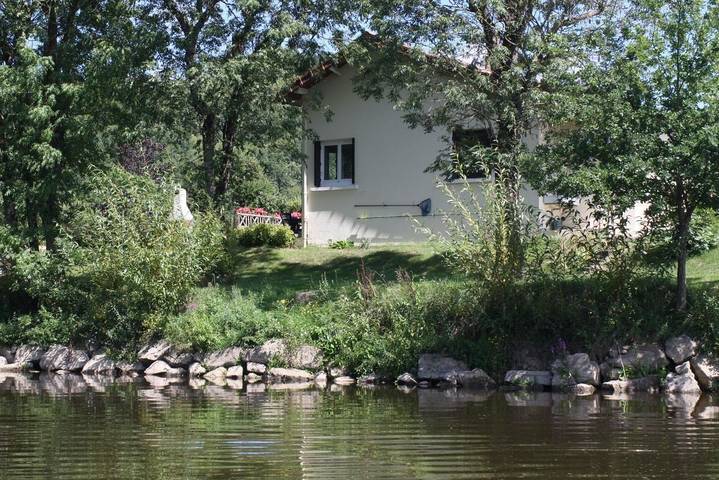 Gîte pour 2 personnes, avec Terrasse et Jardin