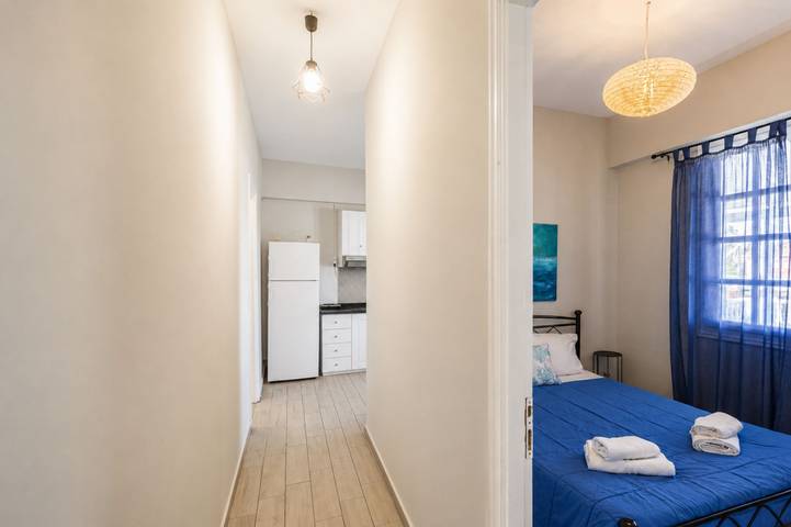 Gîte pour 14 personnes, avec balcon, adapté aux familles dans Laganas - 3
