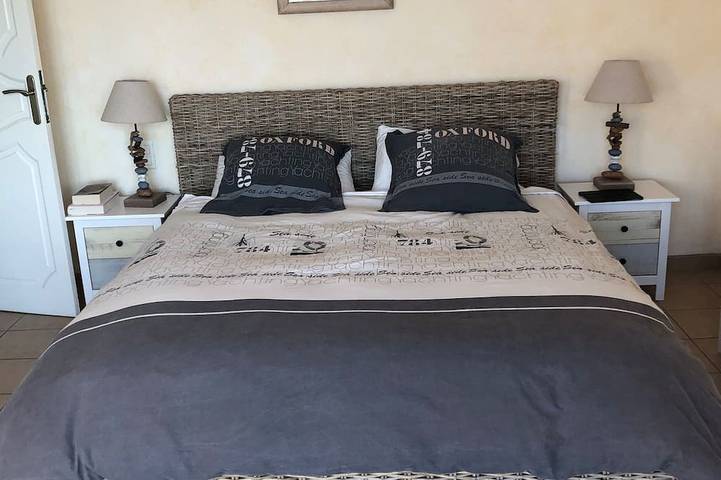 Location de vacances pour 8 personnes, avec jardin et balcon dans Plage d'Anthéor - 2