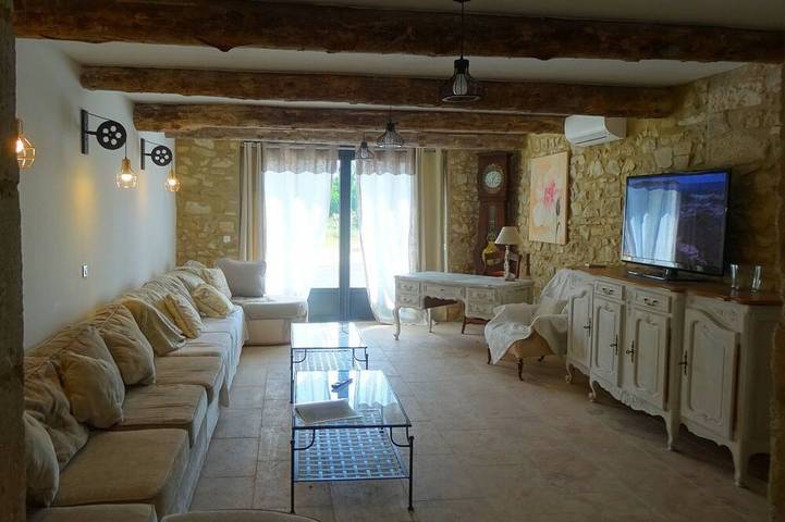 Gîte pour 15 personnes, avec jacuzzi et jardin à Saint-Laurent-des-Arbres - 3