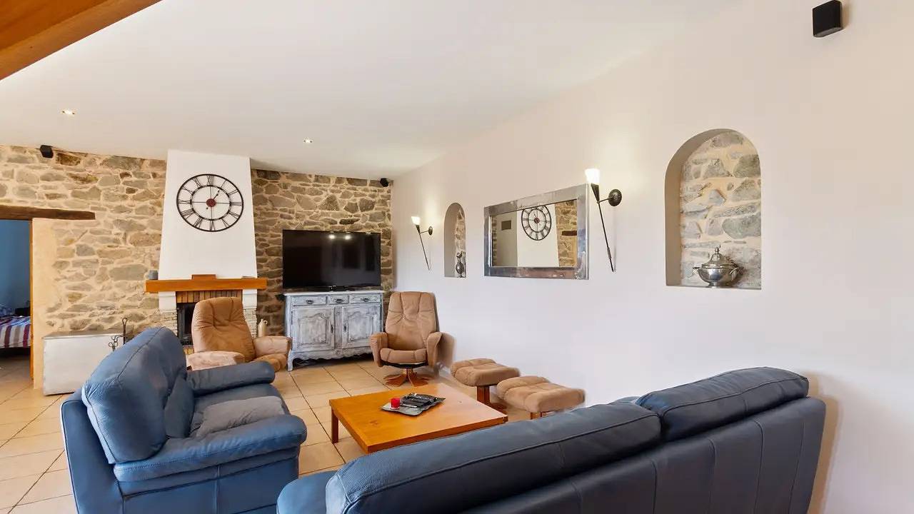 Ferienhaus für 10 Personen (180 m²) in Renaison in Renaison, Région de Roanne