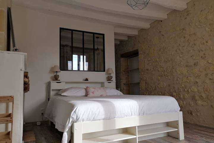 Location de vacances pour 12 personnes, avec terrasse à Châteauvieux - 2