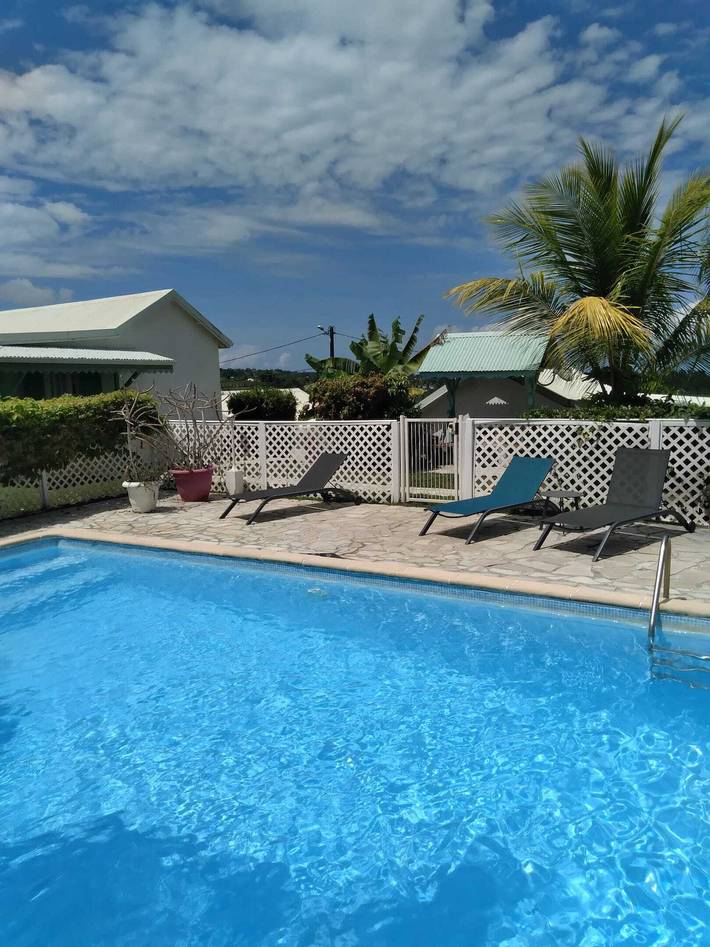 Location de vacances pour 4 personnes, avec piscine et terrasse à Capesterre-Belle-Eau - 3