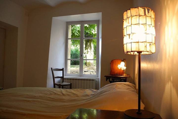 Gîte pour 7 personnes, avec terrasse et jardin à Saint-Pierre-Saint-Jean - 4