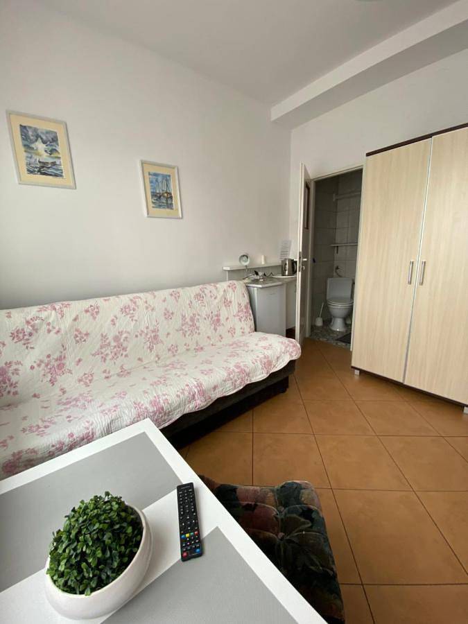 Bungalow für 2 Personen, mit Terrasse und Garten in Mielno - 2