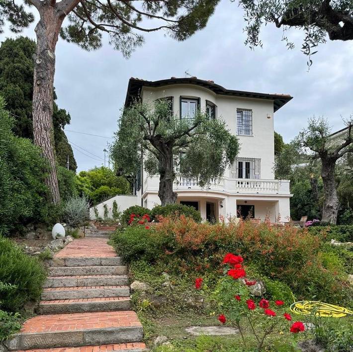 Villa pour 6 personnes, avec jardin ainsi que terrasse et vue, animaux acceptés à Bordighera - 2