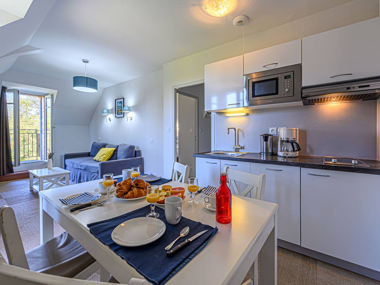 Appartement entier, Château De Kergonano in Baden (France), Côte des Mégalithes