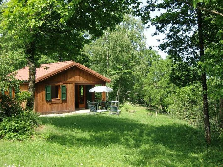 Gîte pour 4 personnes, avec jardin et vue à Roumégoux - 2