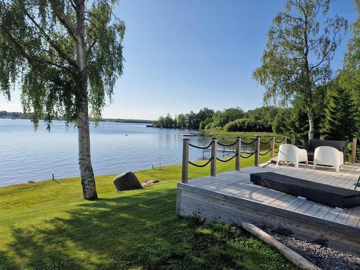 Location de vacances pour 4 personnes, avec jardin et vue sur le lac ainsi que vue et sauna à Umea - 2