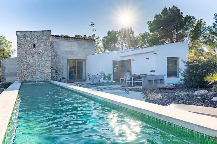 Casa rural para 6 personas, con vistas además de piscina y jardín en San Pedro de Ribas - 2