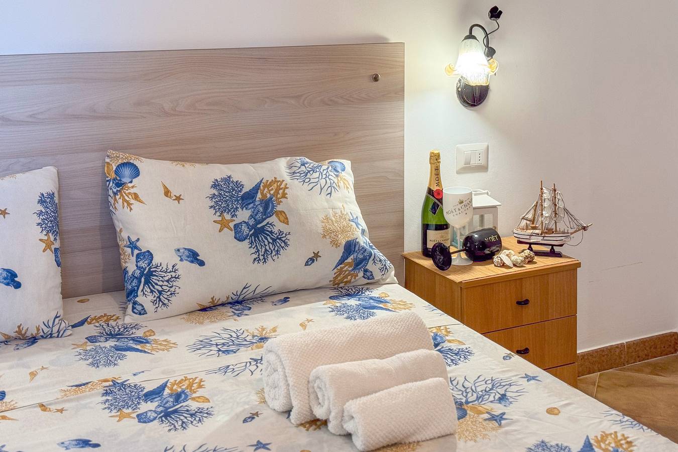 Casa de vacaciones 'Perla Luxury Room Controvento' con vistas al mar, Wi-Fi y aire acondicionado in Porto Cesareo, Golfo de Tarento