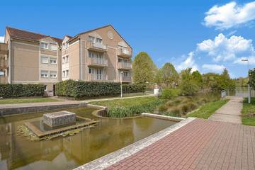 Gîte pour 4 personnes, avec jardin à Moissy-Cramayel
