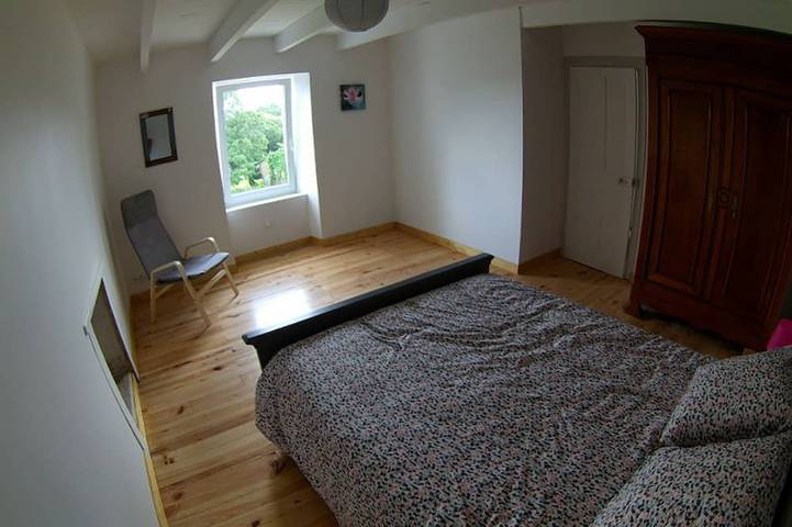 Location de vacances pour 8 personnes, avec jardin et terrasse à Lanvéoc - 2